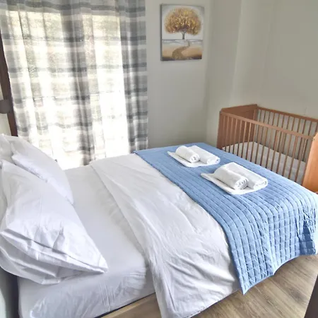 αnastasia Privileged Kastoria